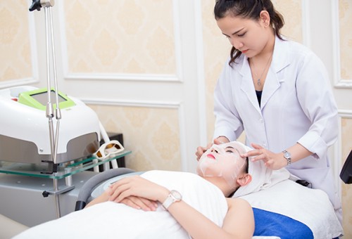 Đắp mặt nạ dưỡng da để tái tạo mặt nạ da mặt quy-trinh4