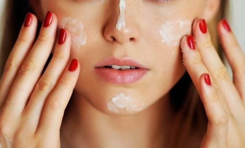 kem-trị-mụn-Derma-2