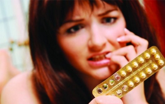 Cảnh báo: Nguy hại lớn khi trị mụn bằng thuốc tránh thai